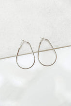 Load image into Gallery viewer, Lean On Me Earrings
