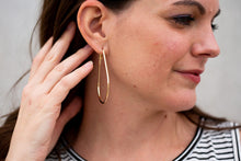Load image into Gallery viewer, Lean On Me Earrings