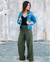 Load image into Gallery viewer, Whatcha Working With Pants
